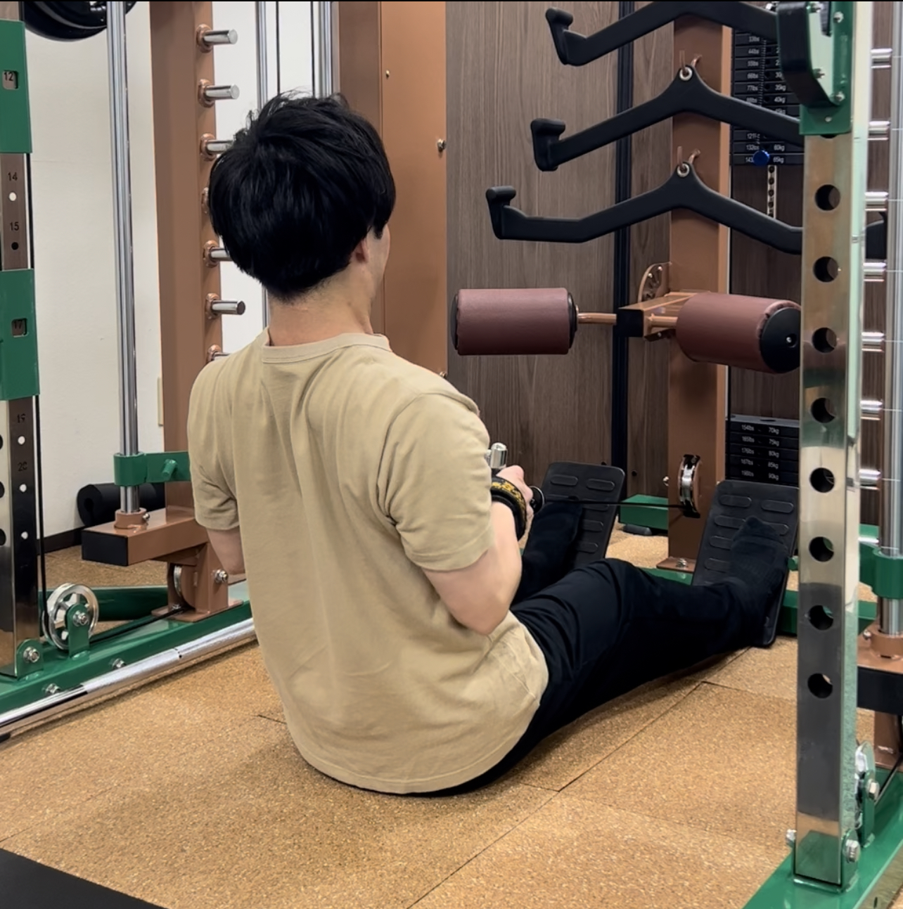 ウエイト トレーニング - スタジオ ヴァルト 131F